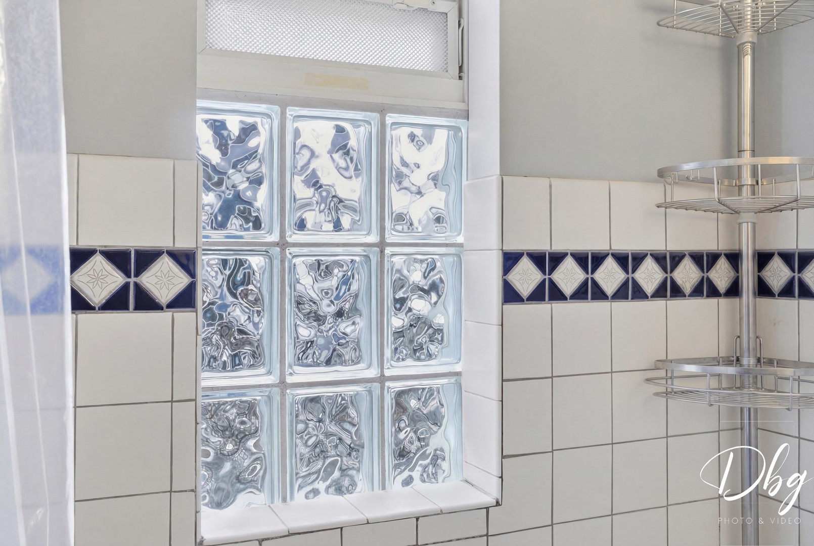 338 S Lake Street, Grayslake, IL 60030