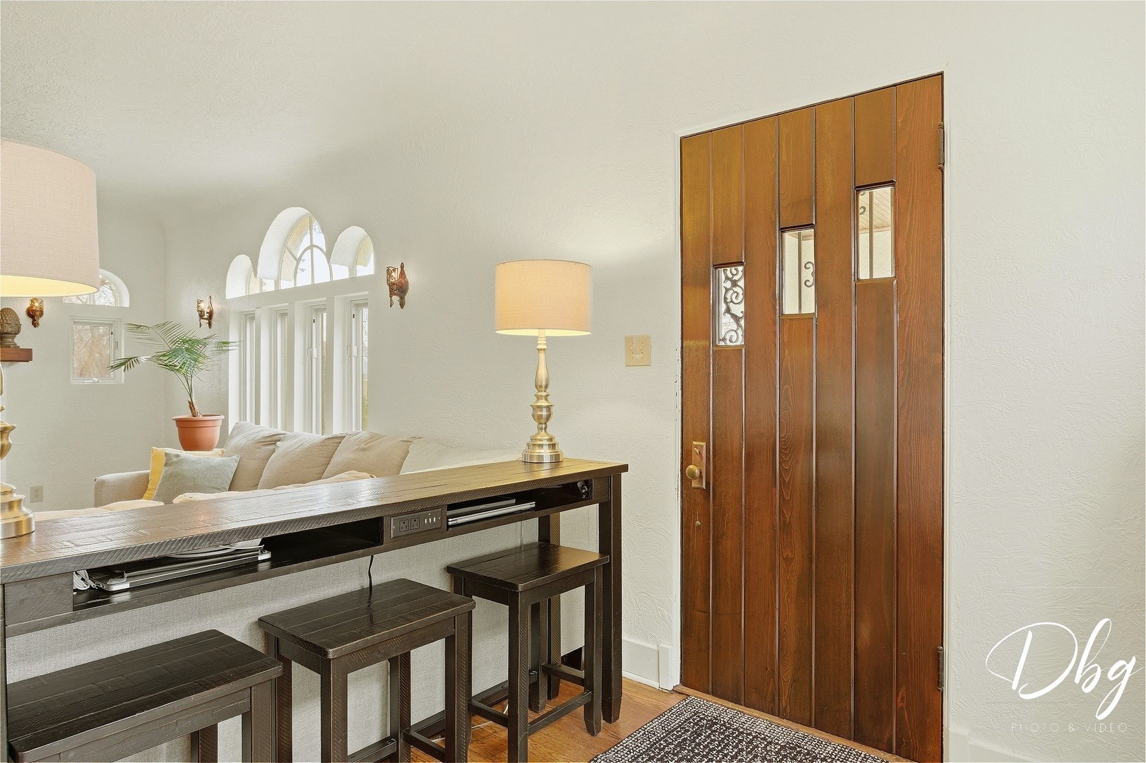 338 S Lake Street, Grayslake, IL 60030