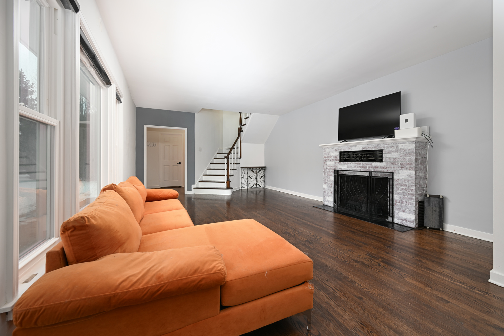 360 Erie Circle, Bloomingdale, IL 60108