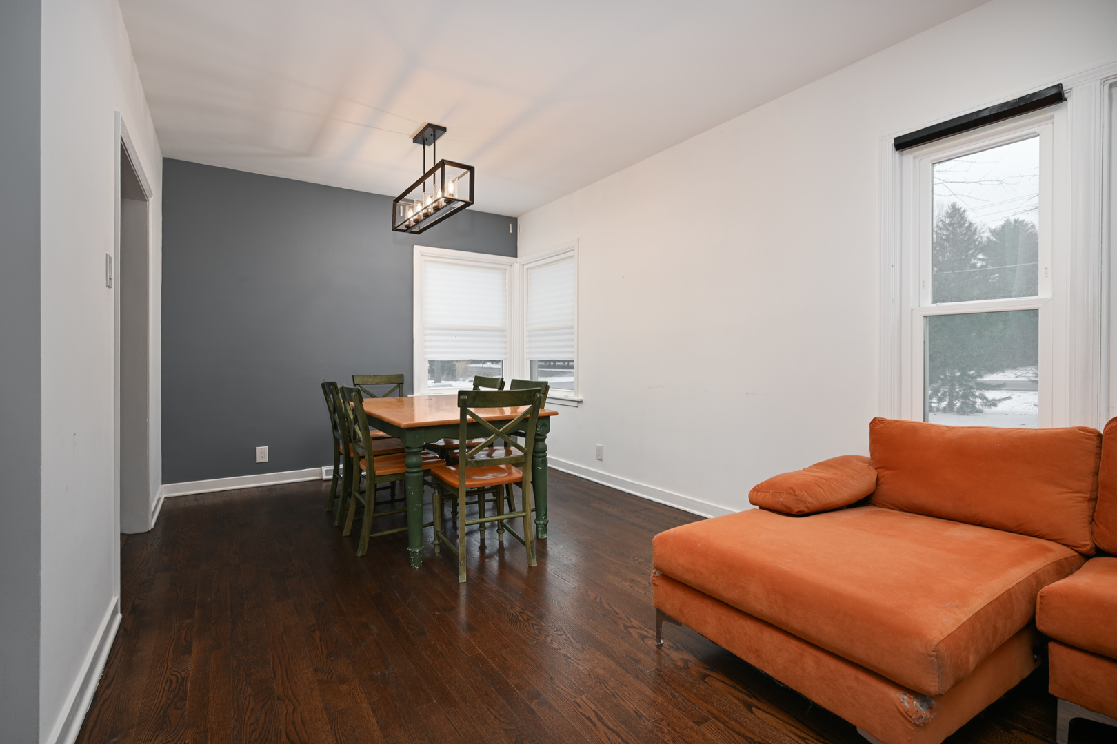 360 Erie Circle, Bloomingdale, IL 60108