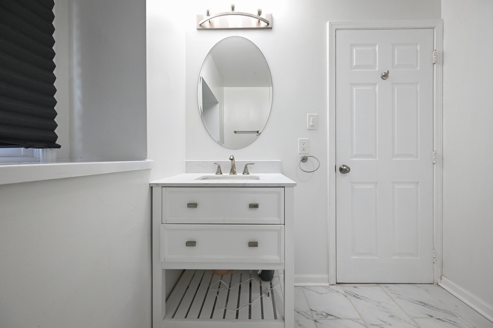 360 Erie Circle, Bloomingdale, IL 60108