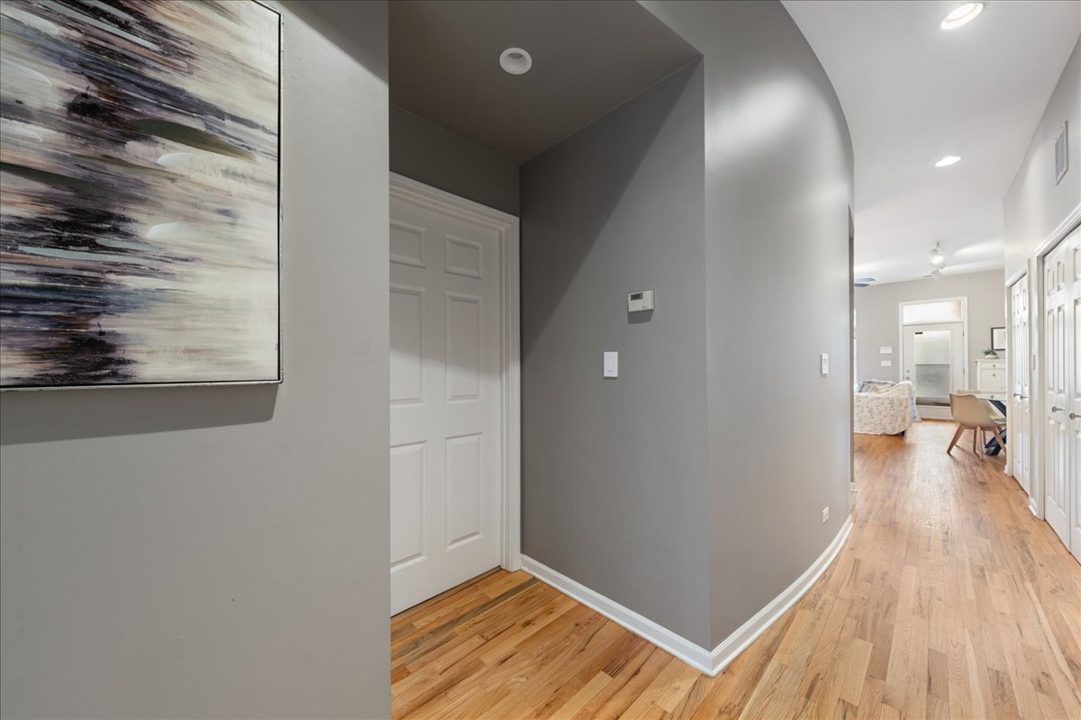 1617 N Oakley Avenue #1B, Chicago, IL 60647