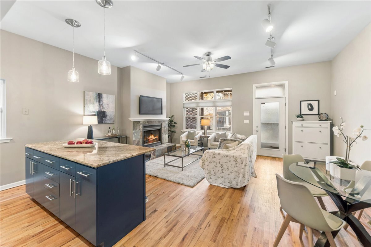 1617 N Oakley Avenue #1B, Chicago, IL 60647