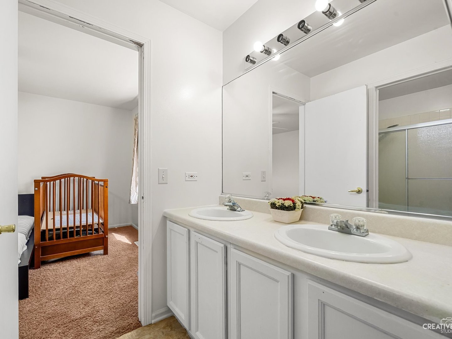 301 Inner Circle Drive, Bolingbrook, IL 60490