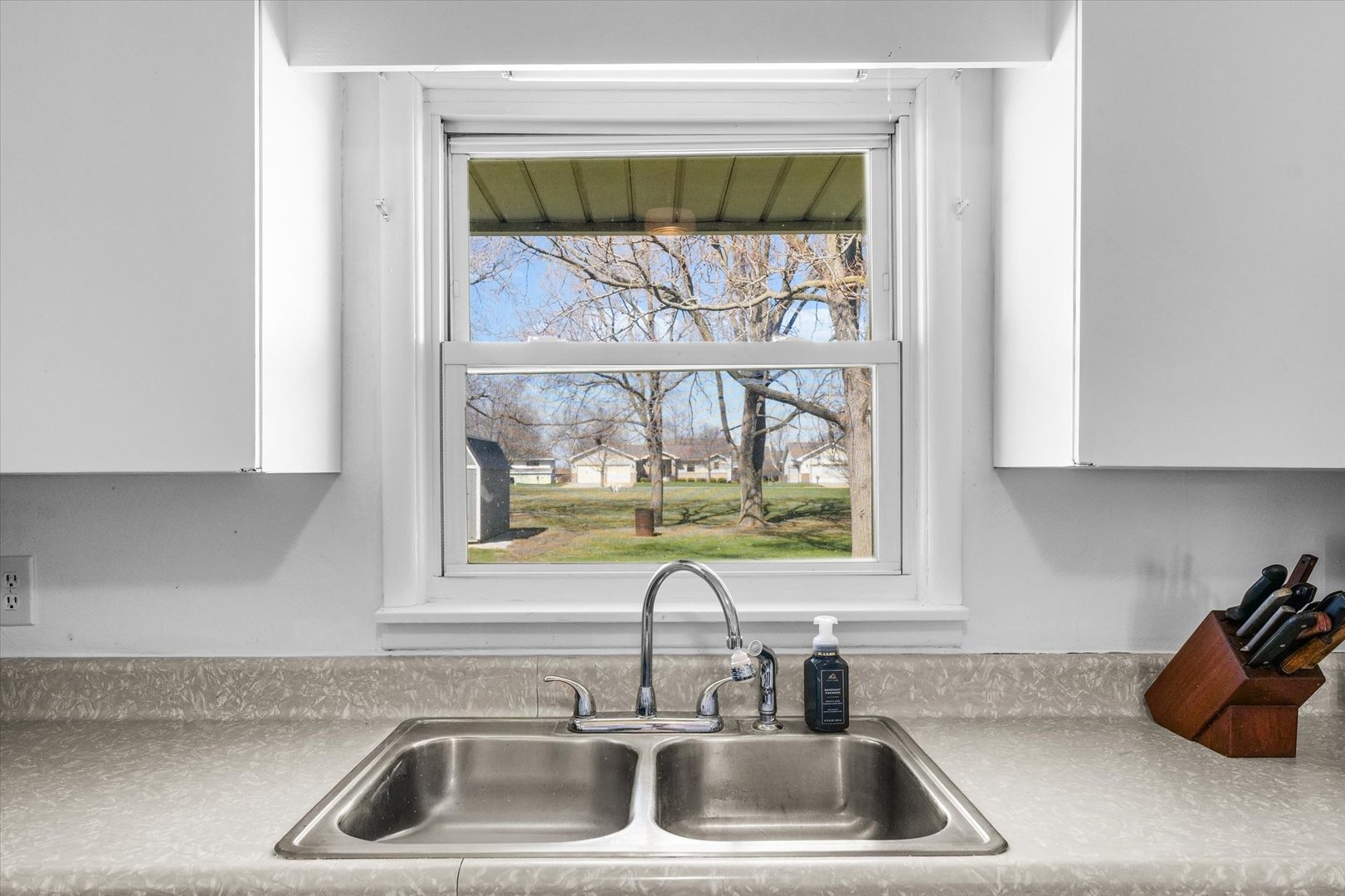 1105 Roselawn Street, Paxton, IL 60957