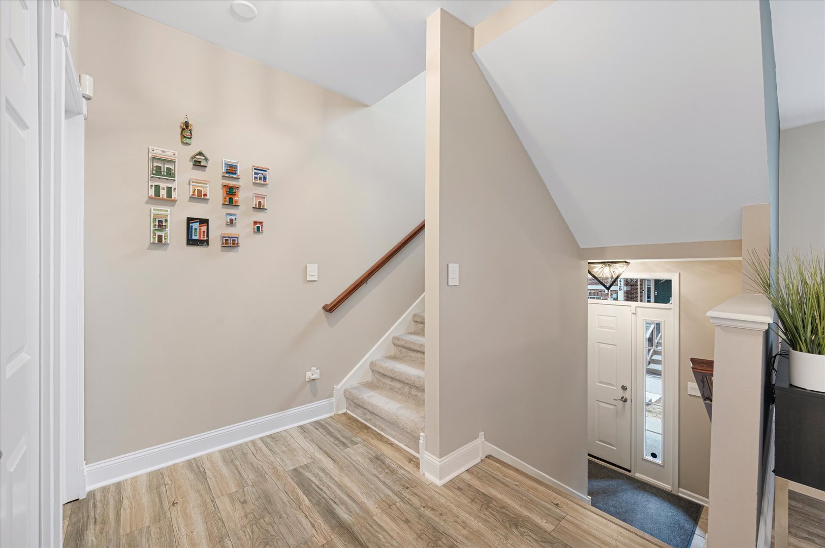 1401 S Fairfield Avenue, Lombard, IL 60148