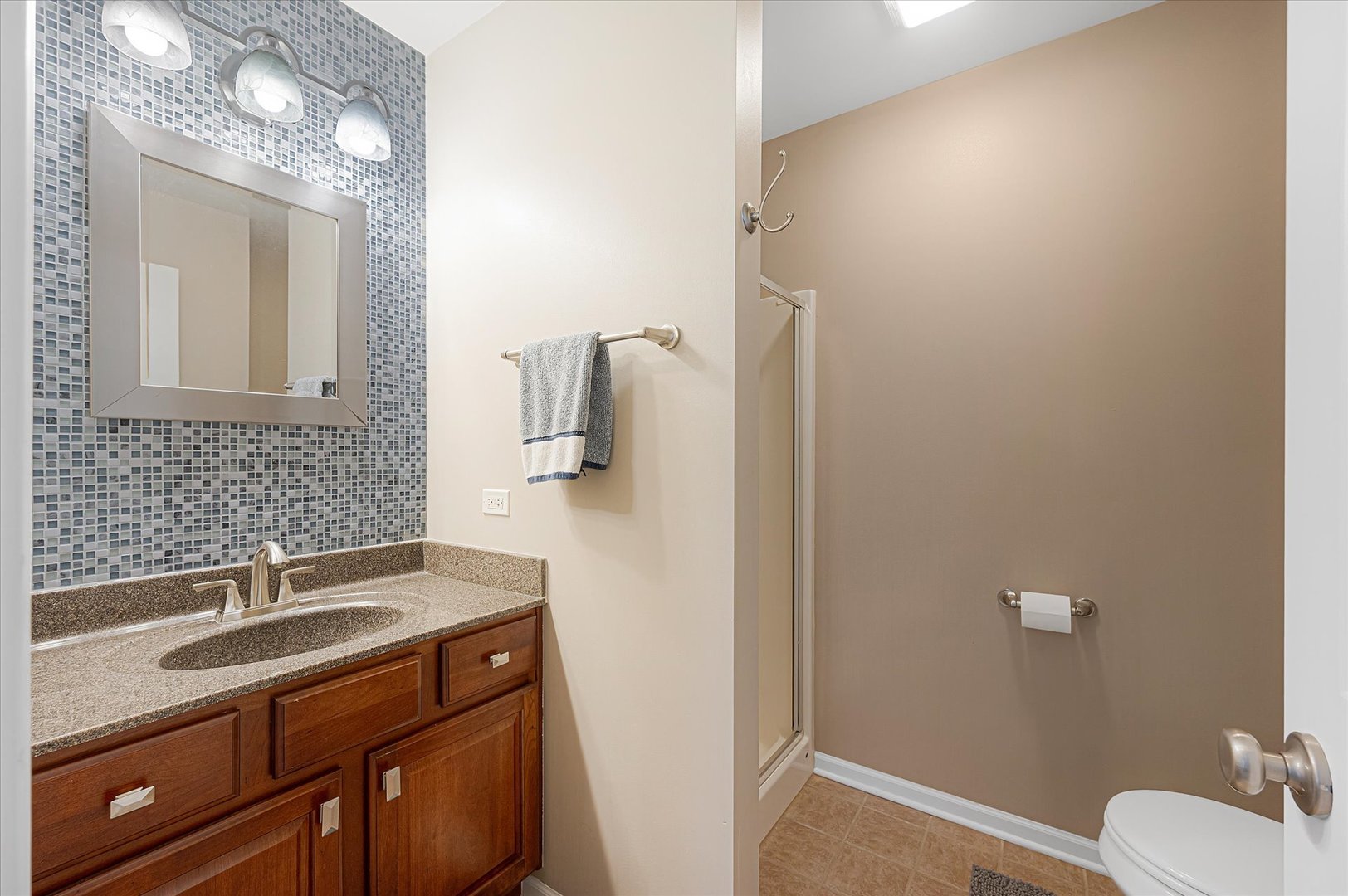 1401 S Fairfield Avenue, Lombard, IL 60148