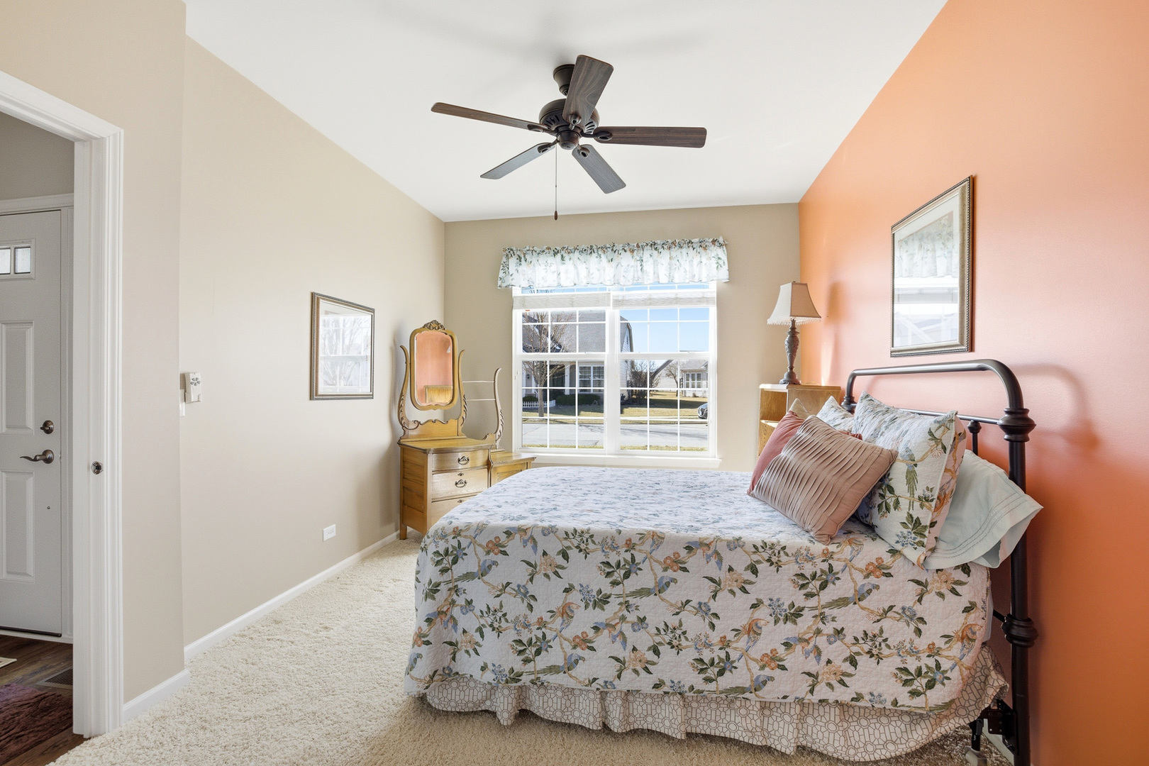 1765 Kelley Lane, Pingree Grove, IL 60140