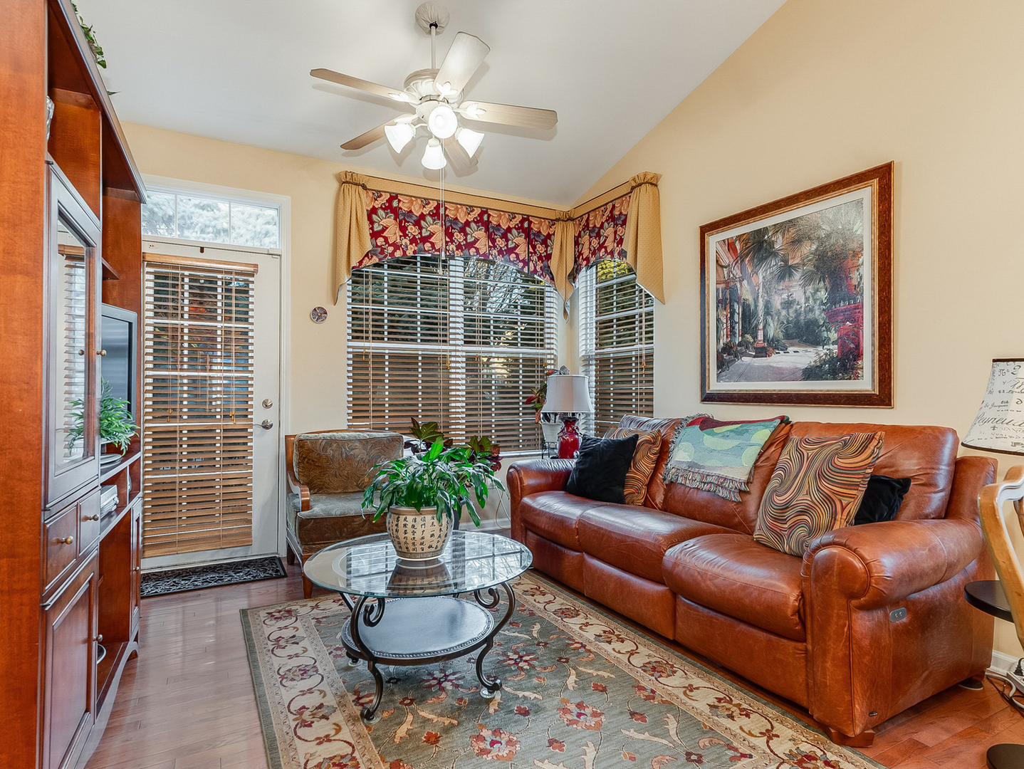 2805 Bond Circle #2805, Naperville, IL 60563