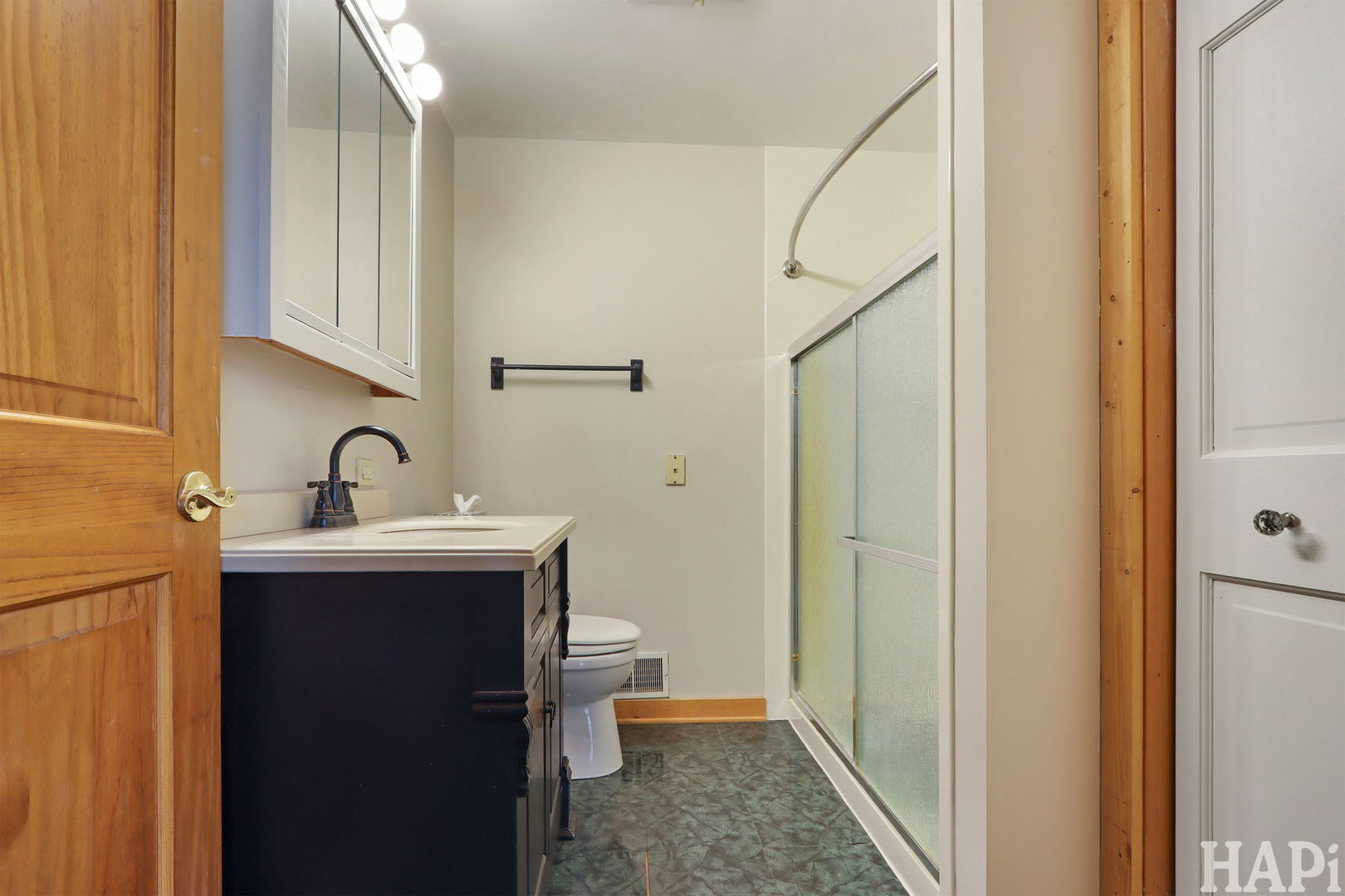 707 Quinn Road, McHenry, IL 60051