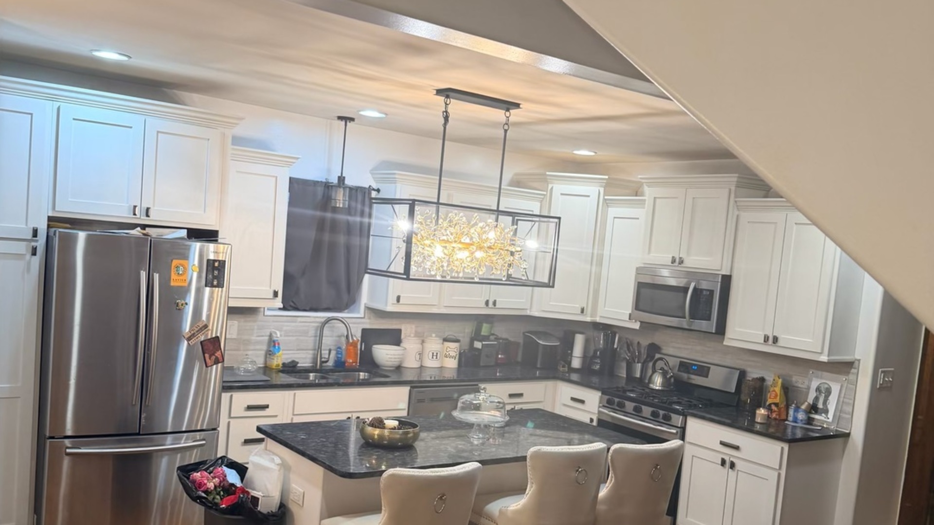 10215 S Charles Street, Chicago, IL 60643