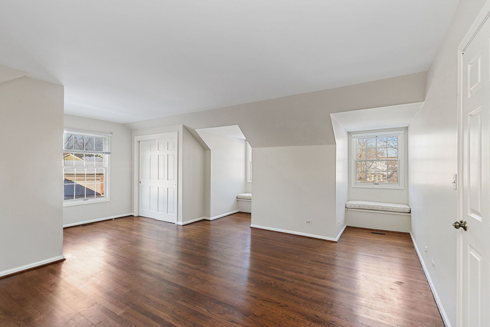 43 Ravenscraig Lane, Inverness, IL 60067