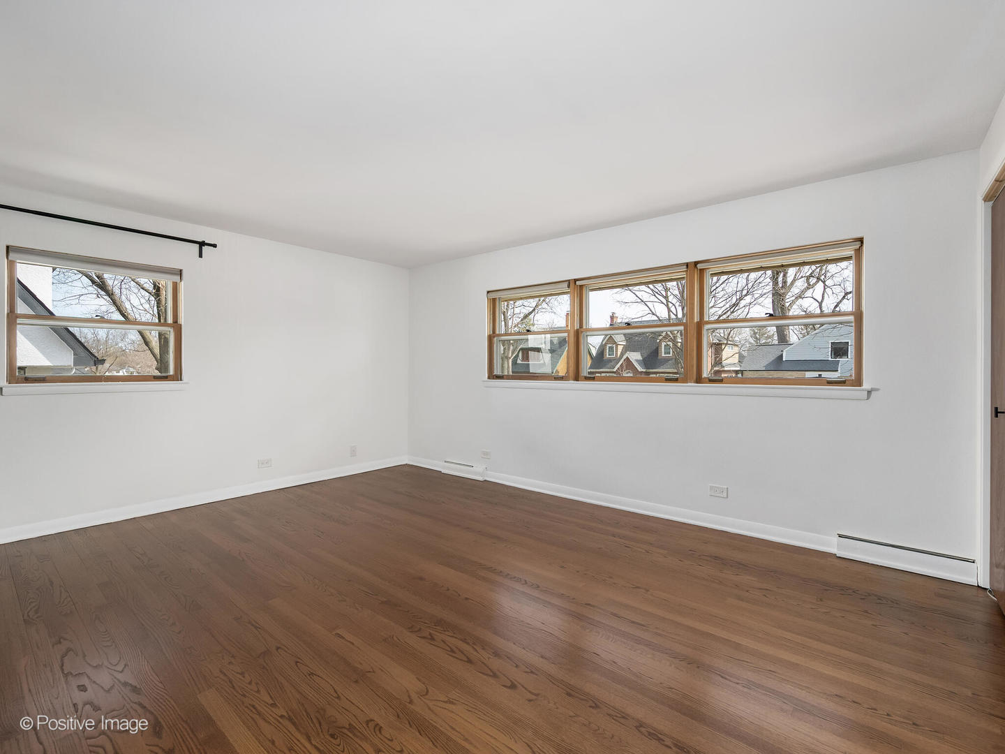 284 Blackhawk Road, Riverside, IL 60546