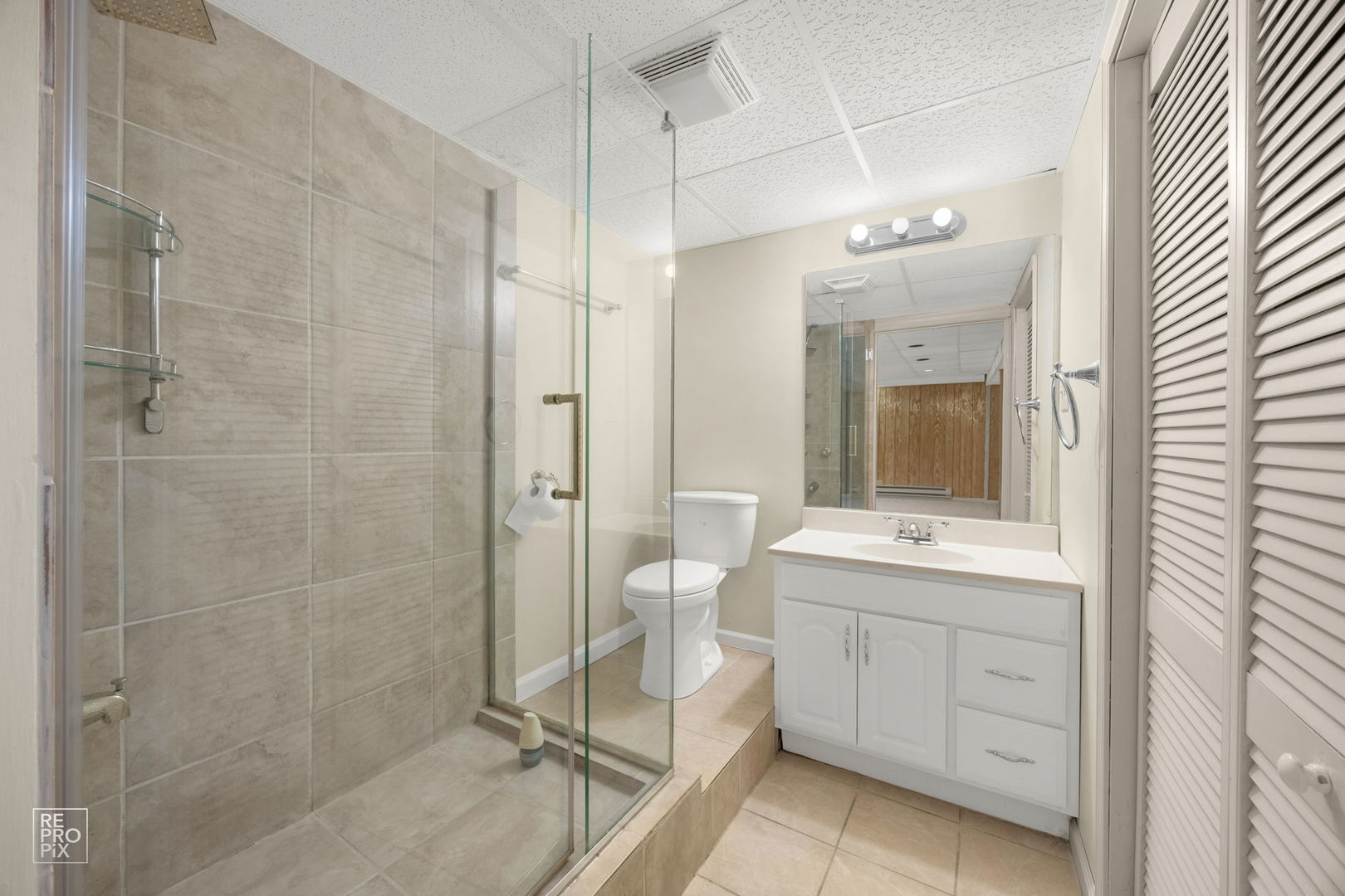 1002 HOBSON Drive, Buffalo Grove, IL 60089