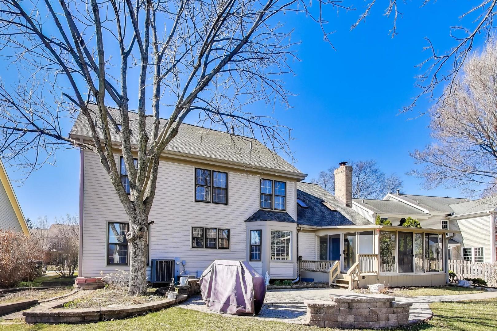 1219 Montego Court, Elk Grove Village, IL 60007