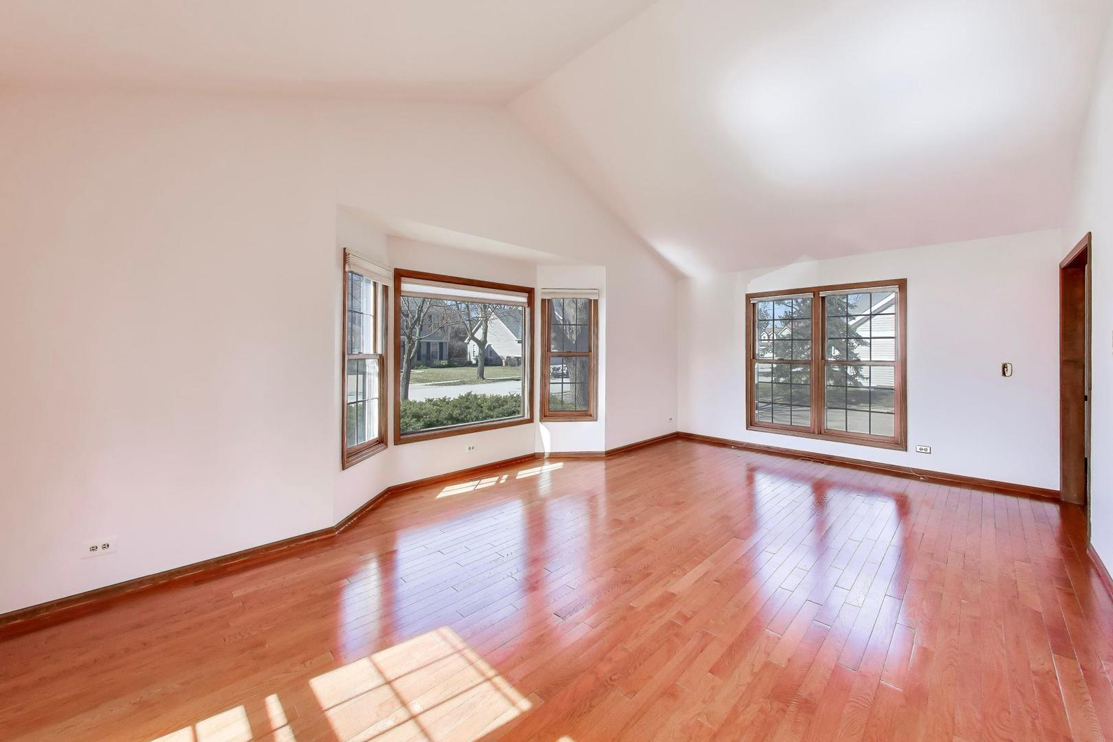 1219 Montego Court, Elk Grove Village, IL 60007