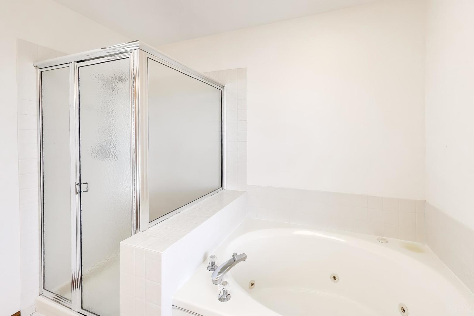 1219 Montego Court, Elk Grove Village, IL 60007