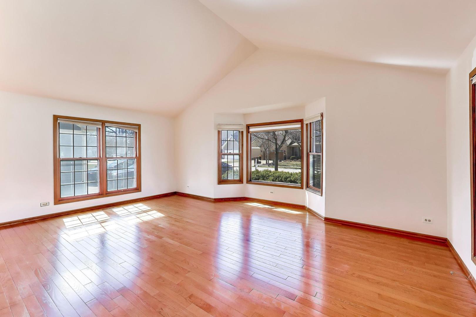 1219 Montego Court, Elk Grove Village, IL 60007