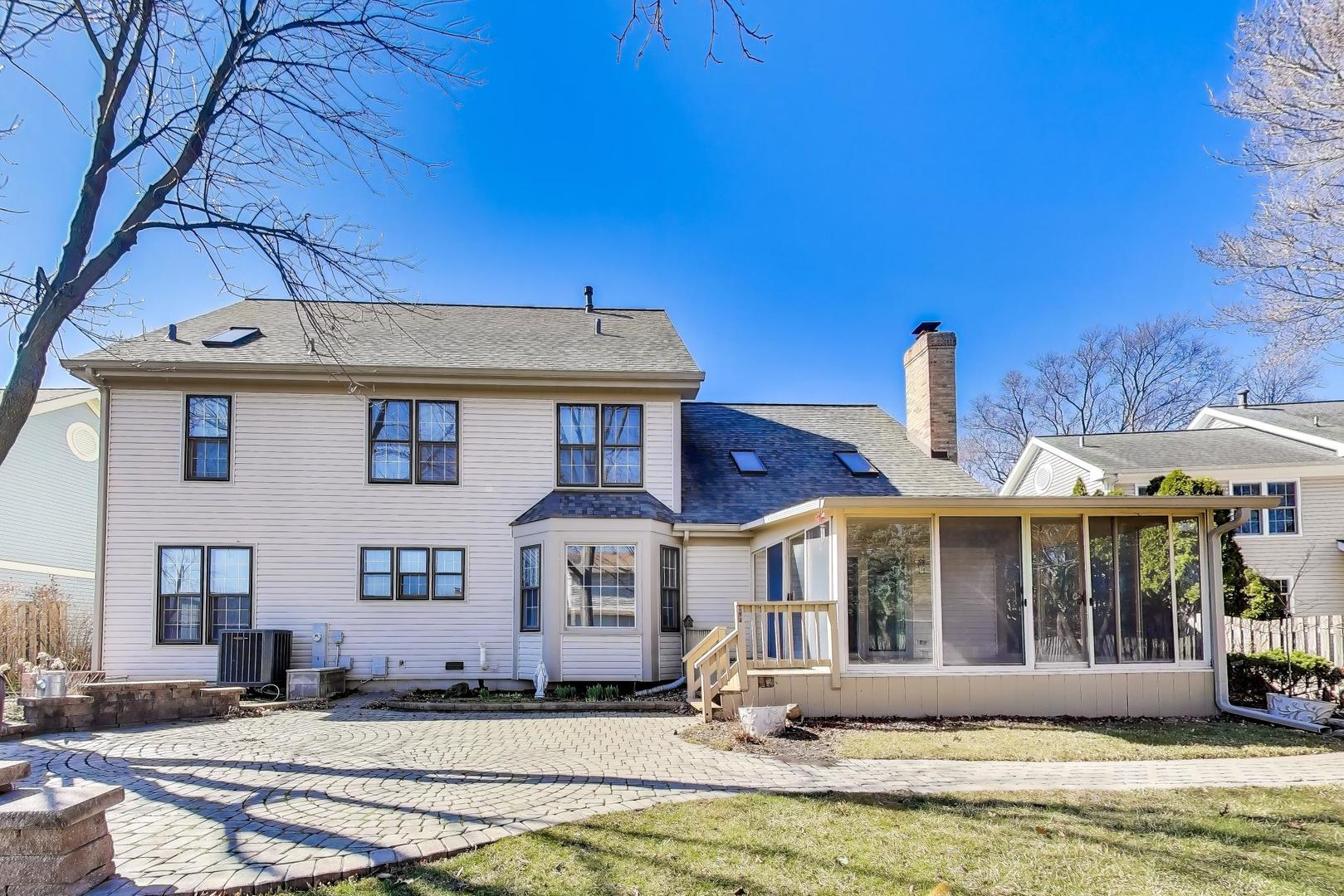 1219 Montego Court, Elk Grove Village, IL 60007