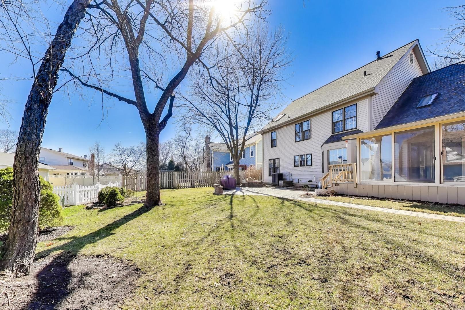 1219 Montego Court, Elk Grove Village, IL 60007