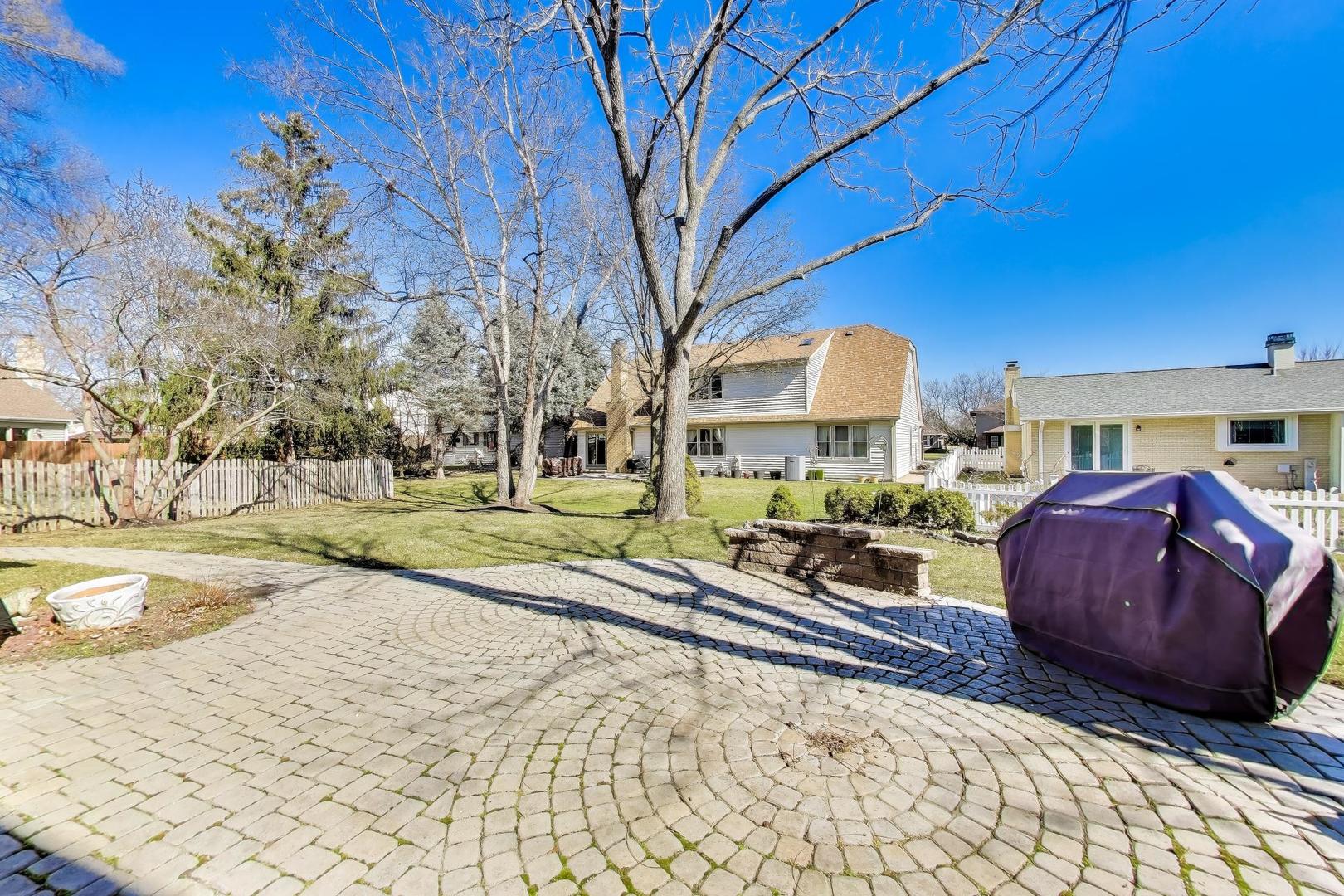 1219 Montego Court, Elk Grove Village, IL 60007