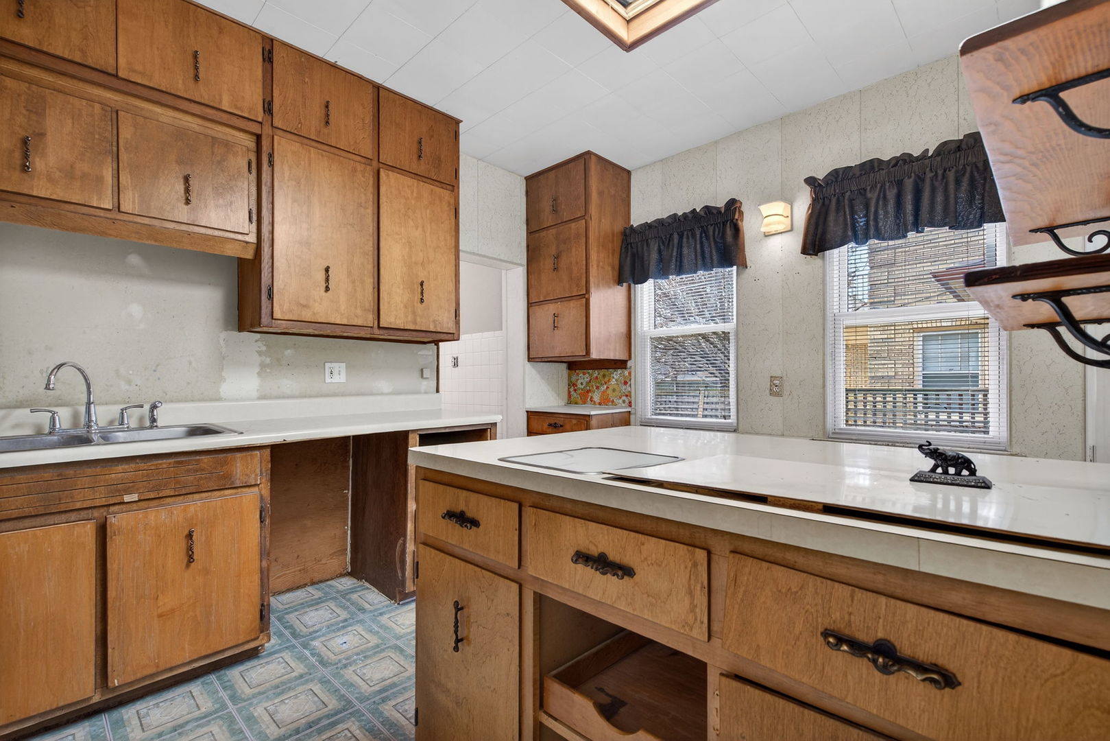 600 Campbell Street, Joliet, IL 60435