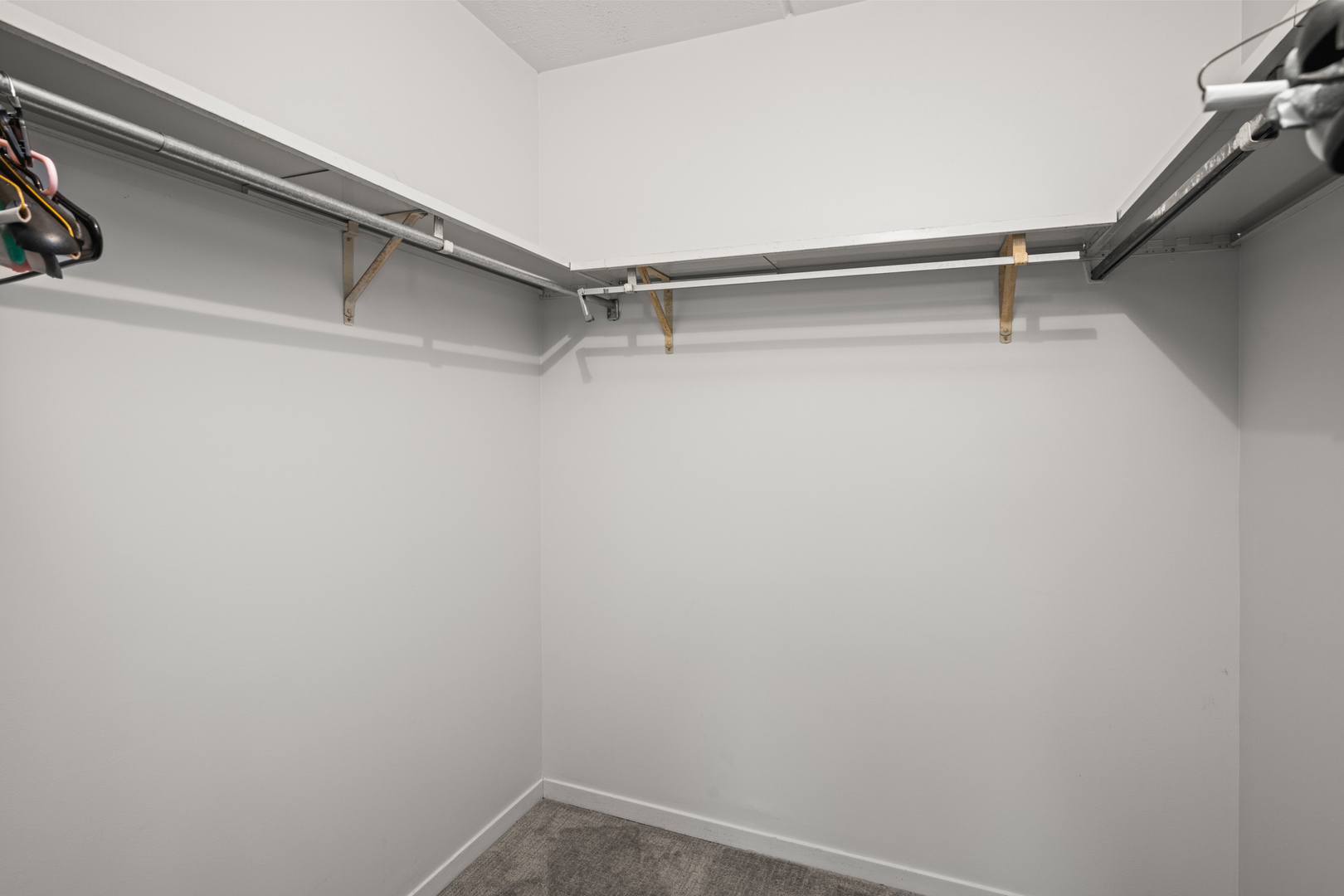 810 N River Road #1C, Mount Prospect, IL 60056