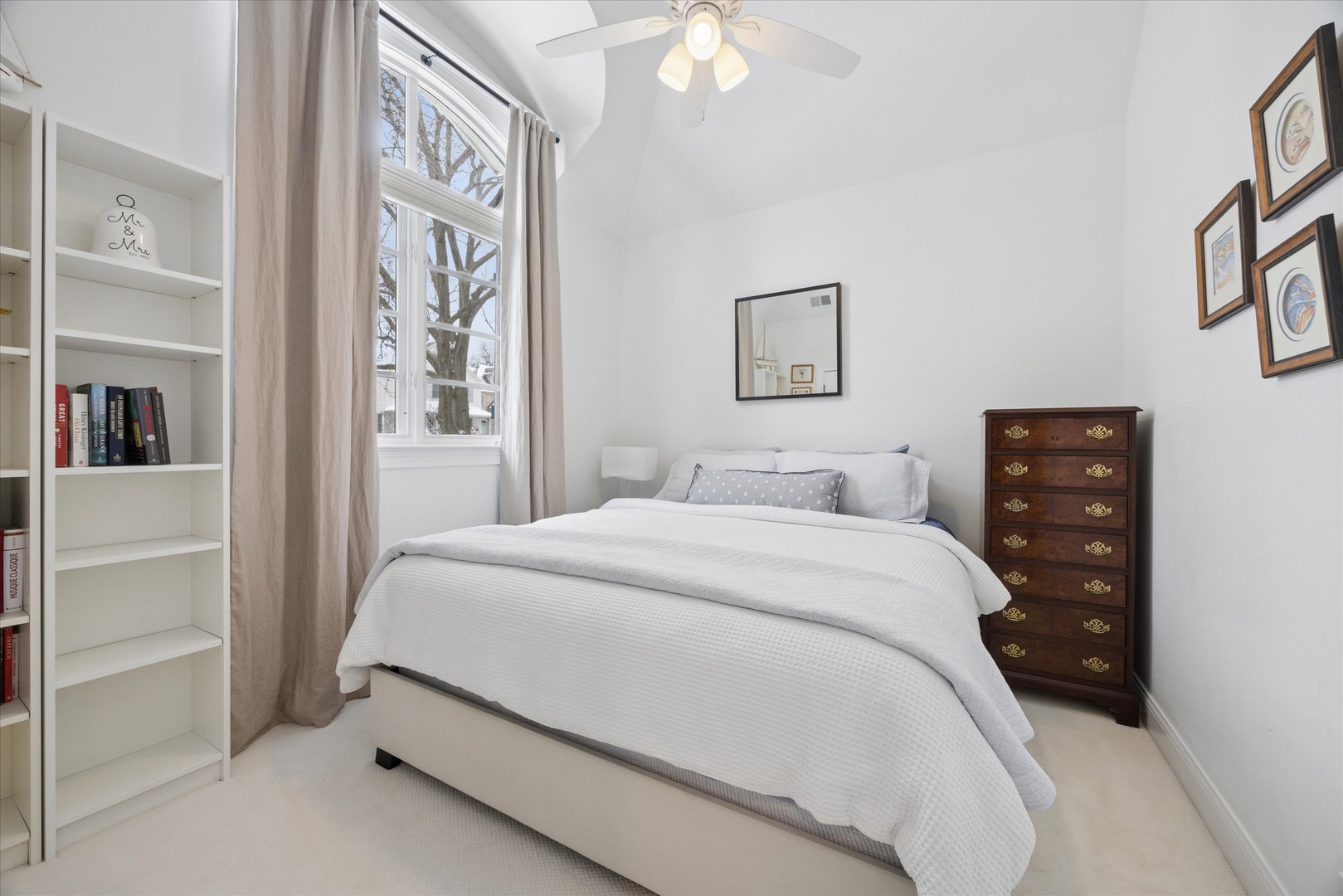 425 S Quincy Avenue, Hinsdale, IL 60521