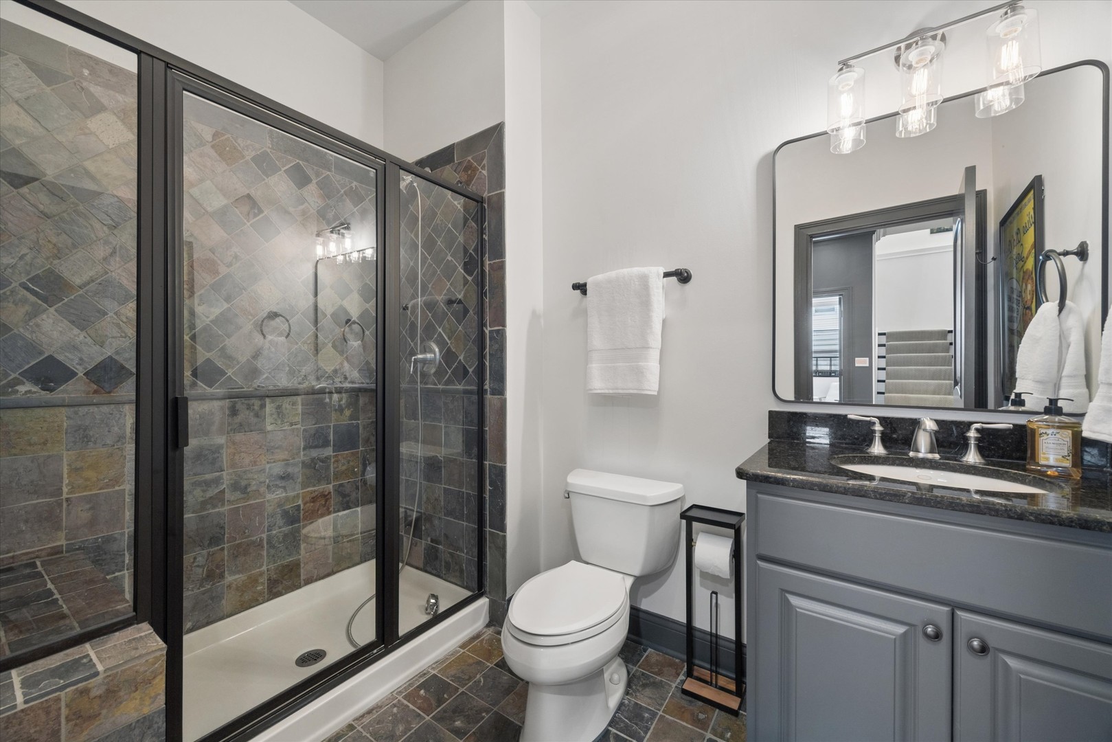 425 S Quincy Avenue, Hinsdale, IL 60521