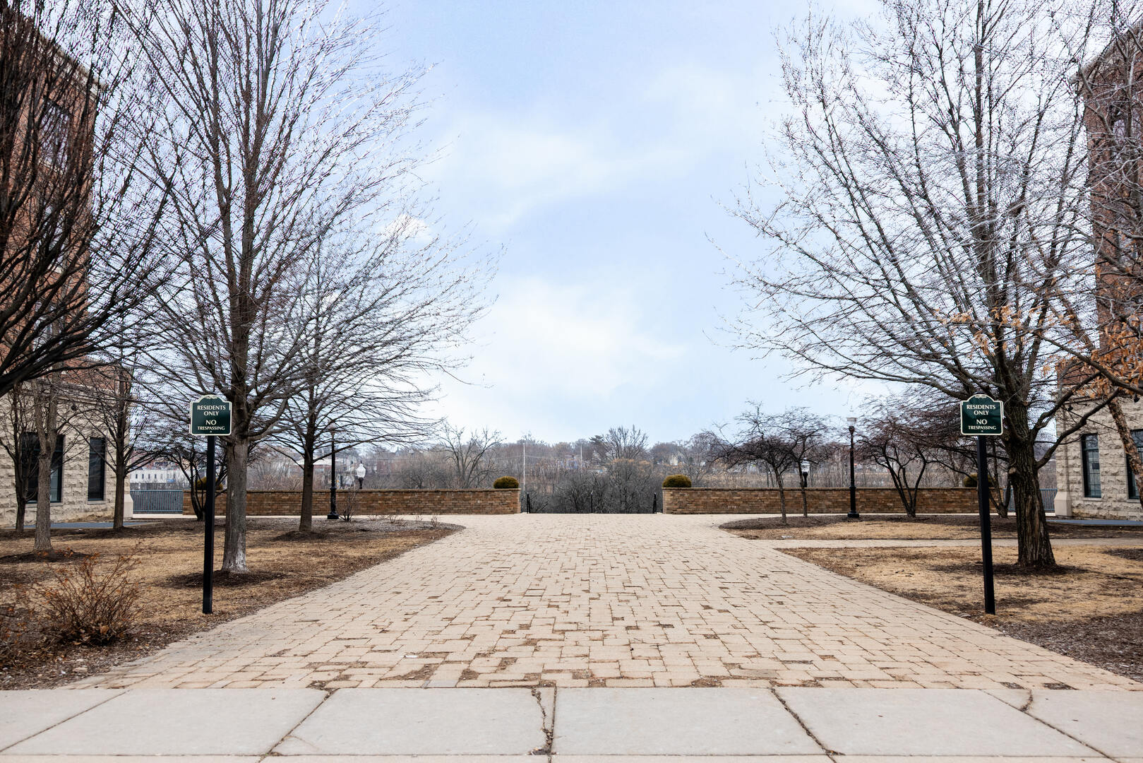 160 S River Street #211, Aurora, IL 60506