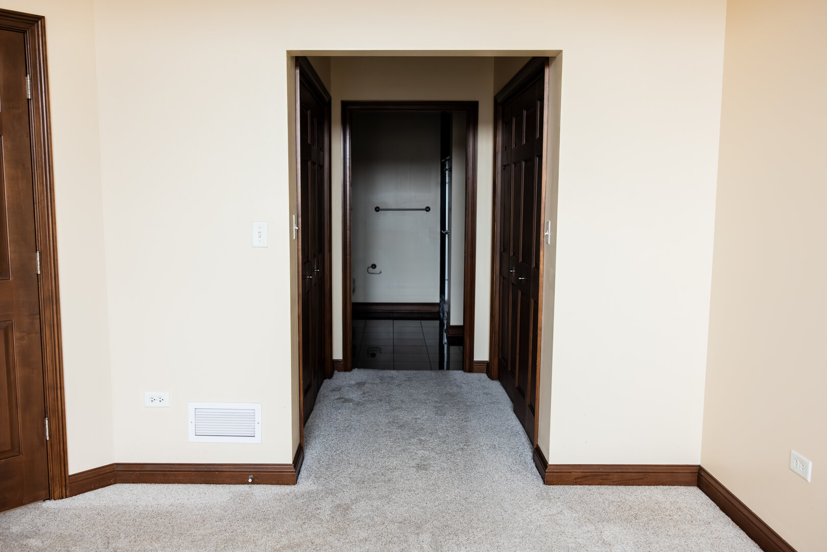 160 S River Street #211, Aurora, IL 60506