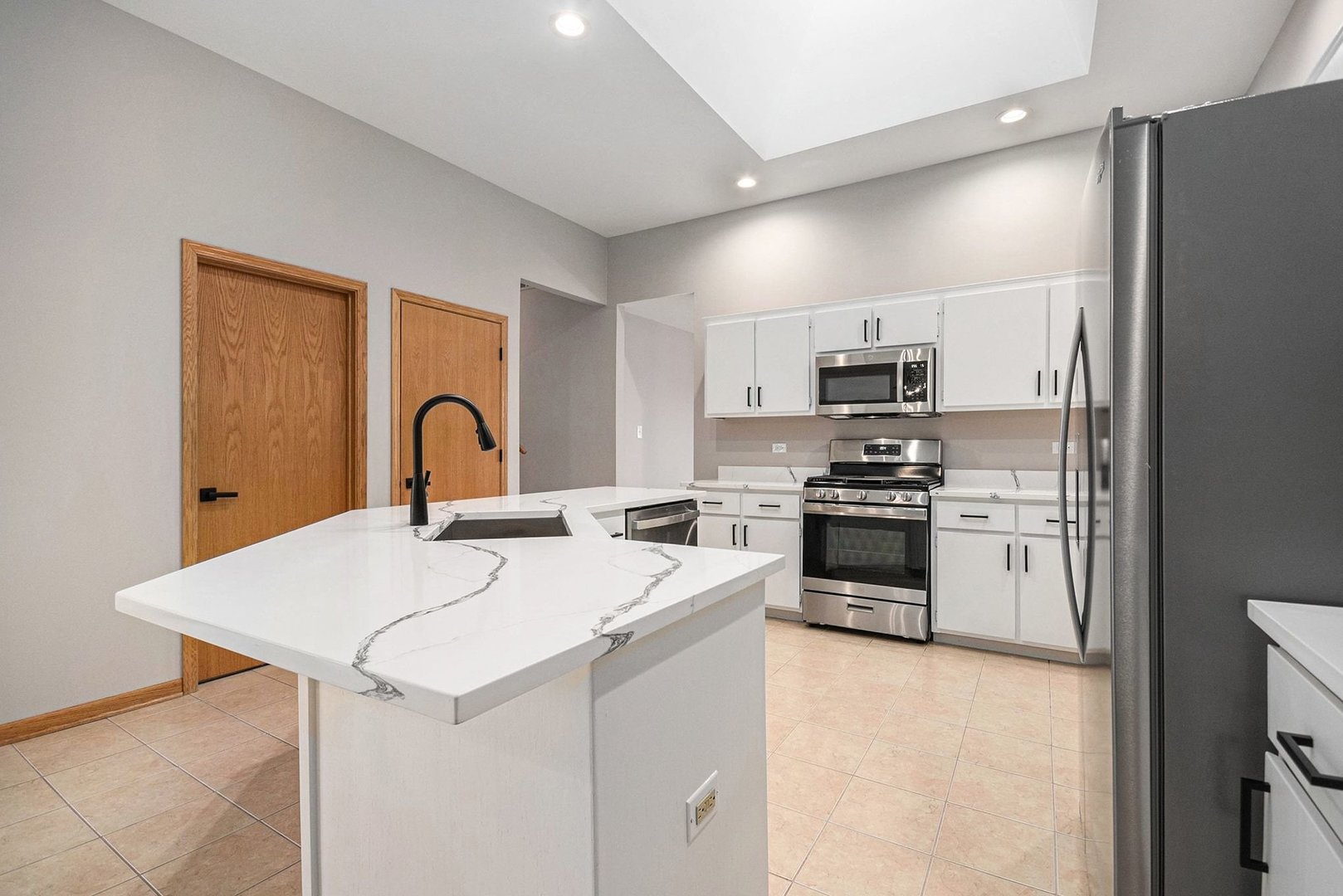 19347 Westfield Avenue, Tinley Park, IL 60487