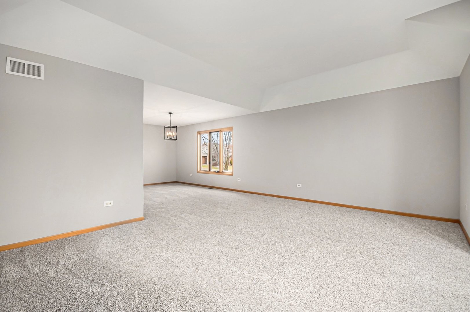 19347 Westfield Avenue, Tinley Park, IL 60487