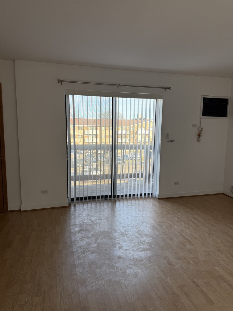 1348 N Geneva Drive #3A, Palatine, IL 60074