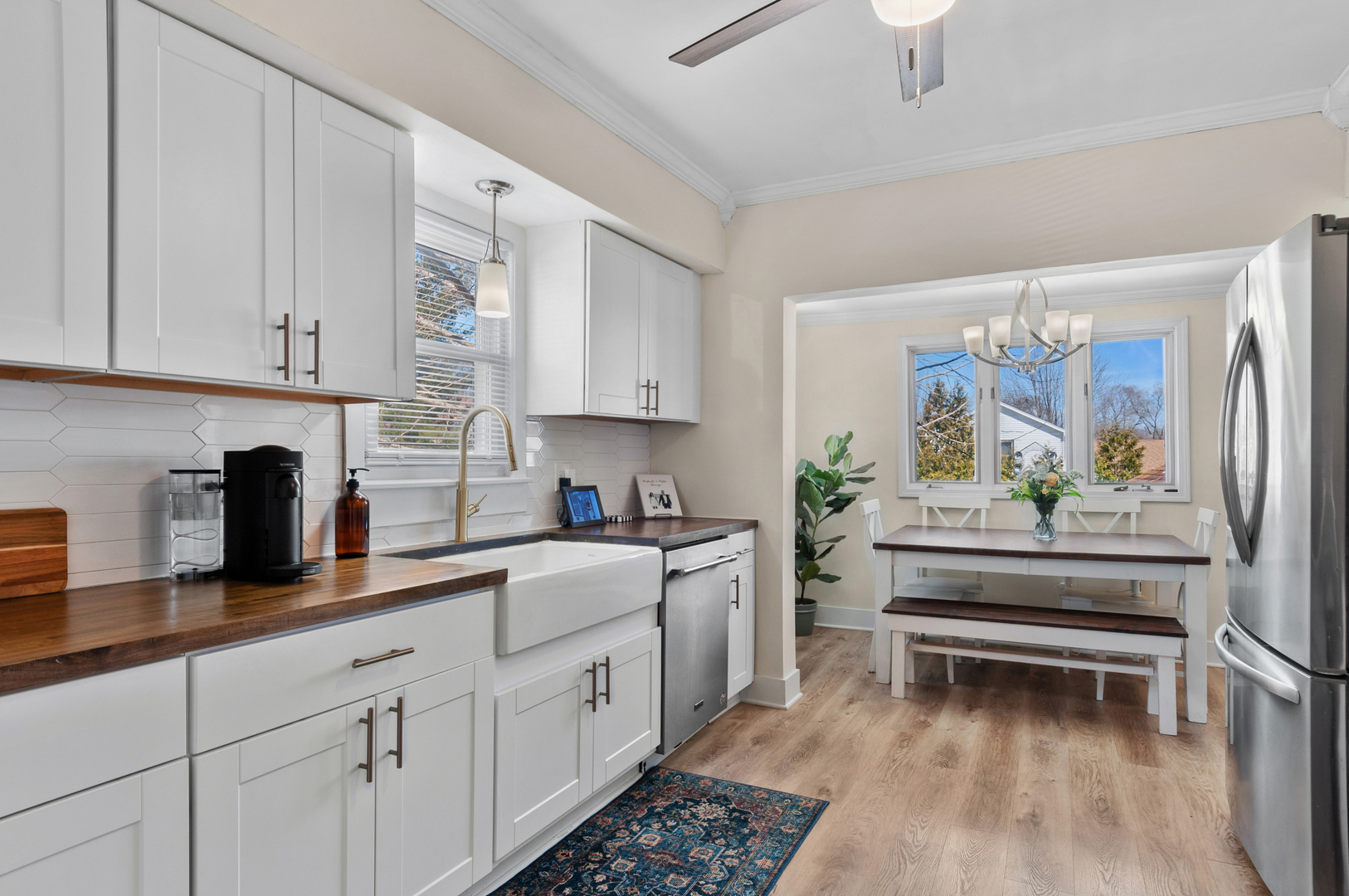 1312 Dean Street, St. Charles, IL 60174