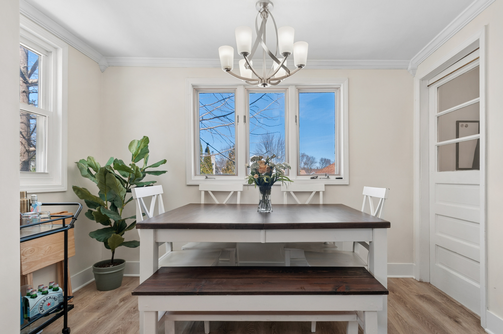 1312 Dean Street, St. Charles, IL 60174