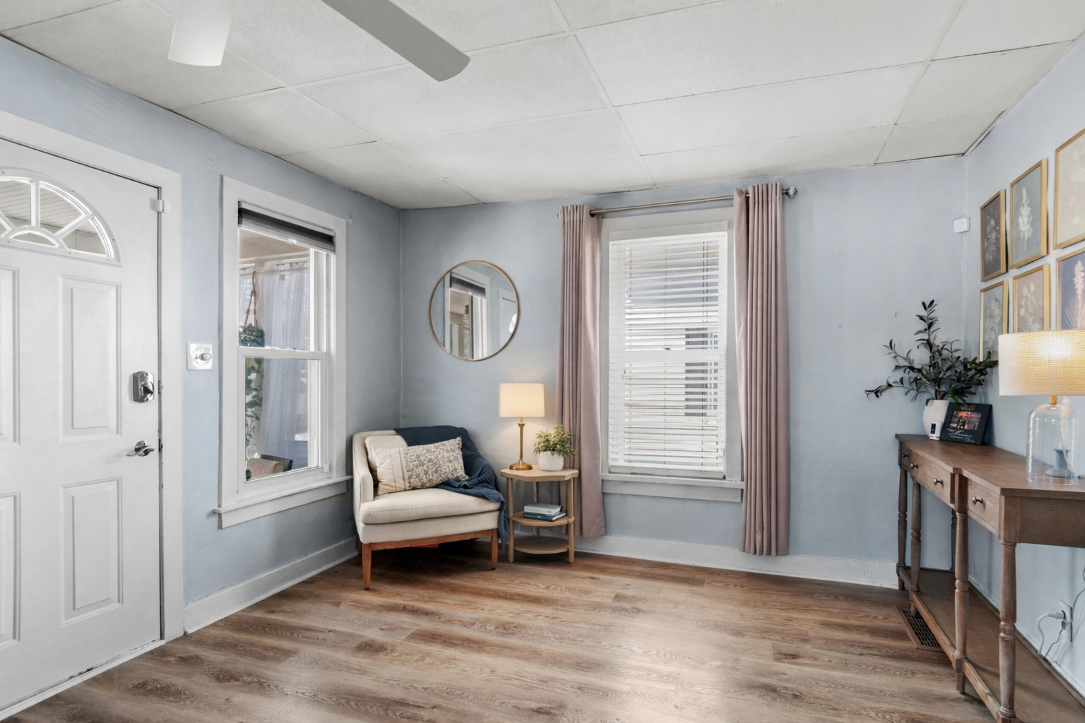 1312 Dean Street, St. Charles, IL 60174