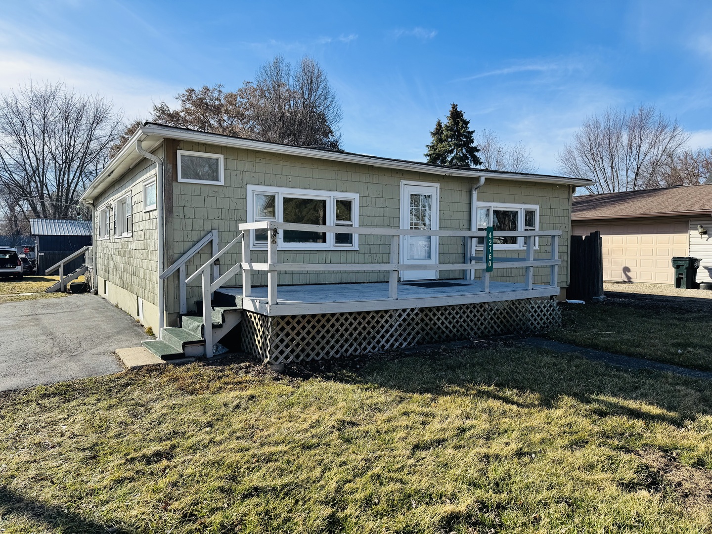 42160 N 6th Avenue, Antioch, IL 60002