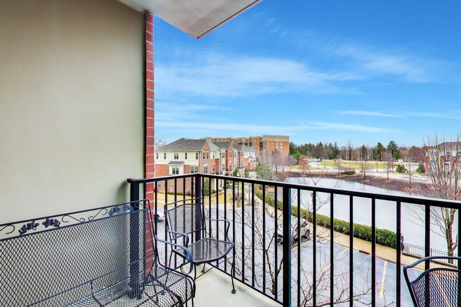 1199 E Port Clinton Road #311, Vernon Hills, IL 60061