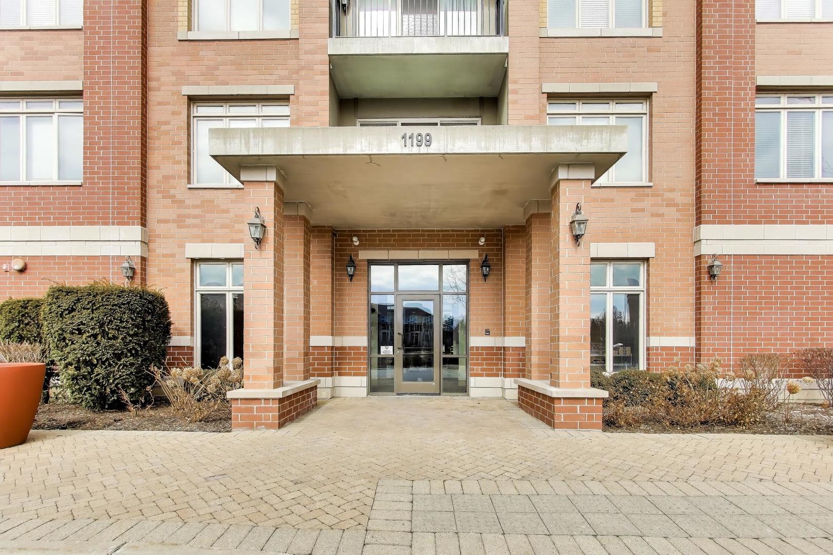 1199 E Port Clinton Road #311, Vernon Hills, IL 60061