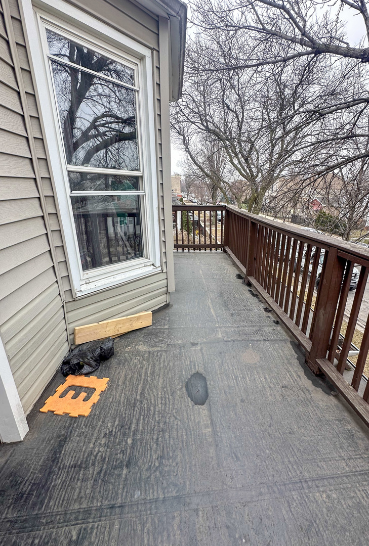 2045 N Tripp Avenue, Chicago, IL 60639