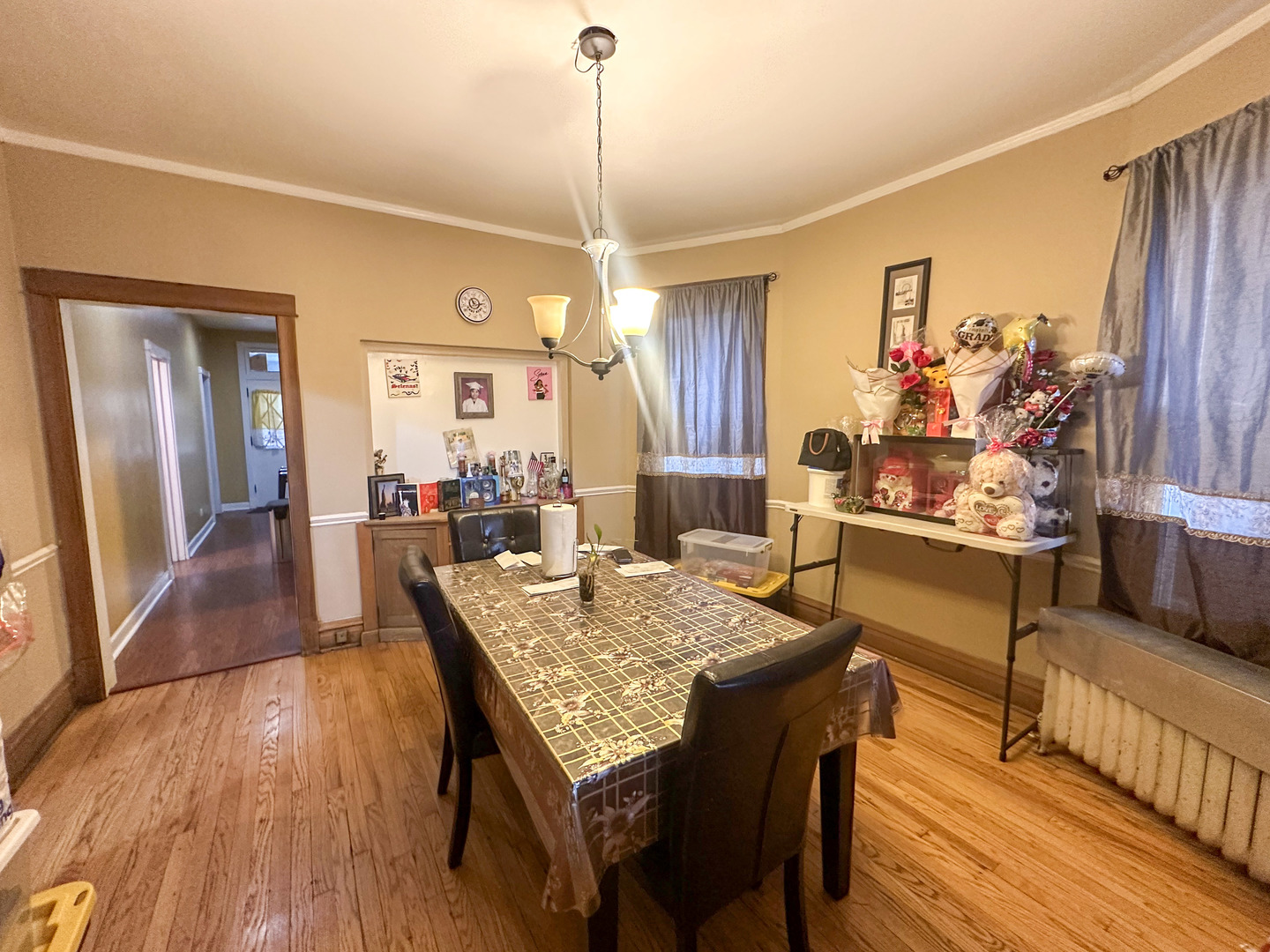 2045 N Tripp Avenue, Chicago, IL 60639