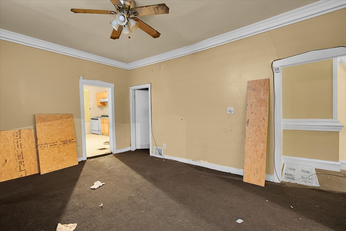 4832 W Ferndinand Street, Chicago, IL 60644