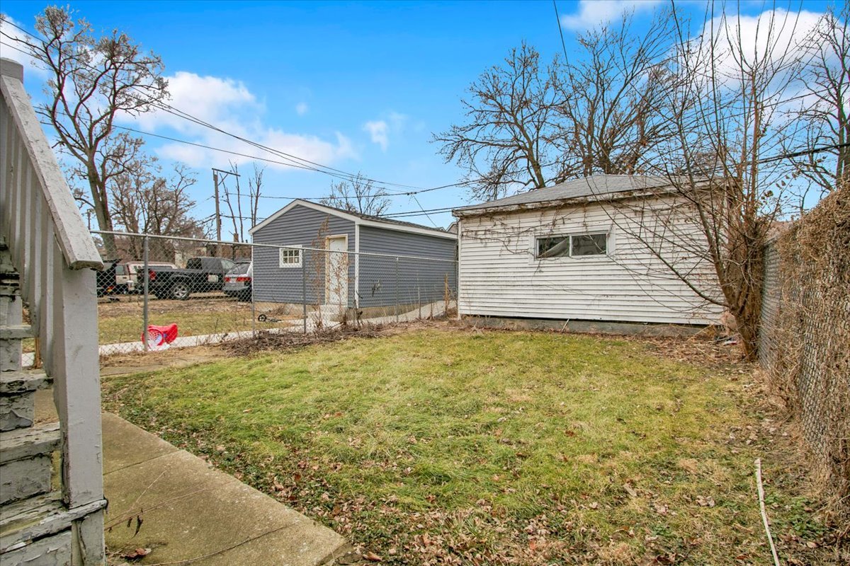 4832 W Ferndinand Street, Chicago, IL 60644