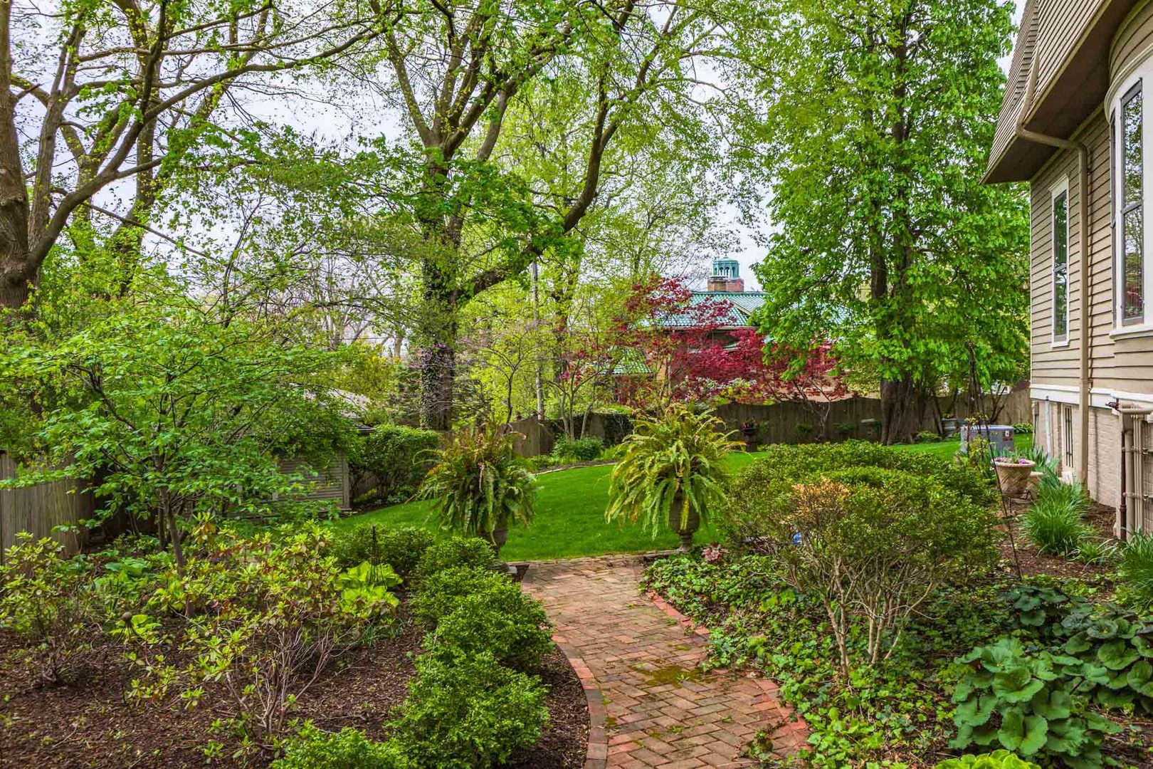 5 Broadway Place, Normal, IL 61761