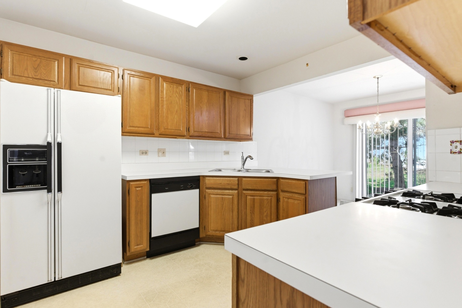 1192 Scott Court, Carol Stream, IL 60188