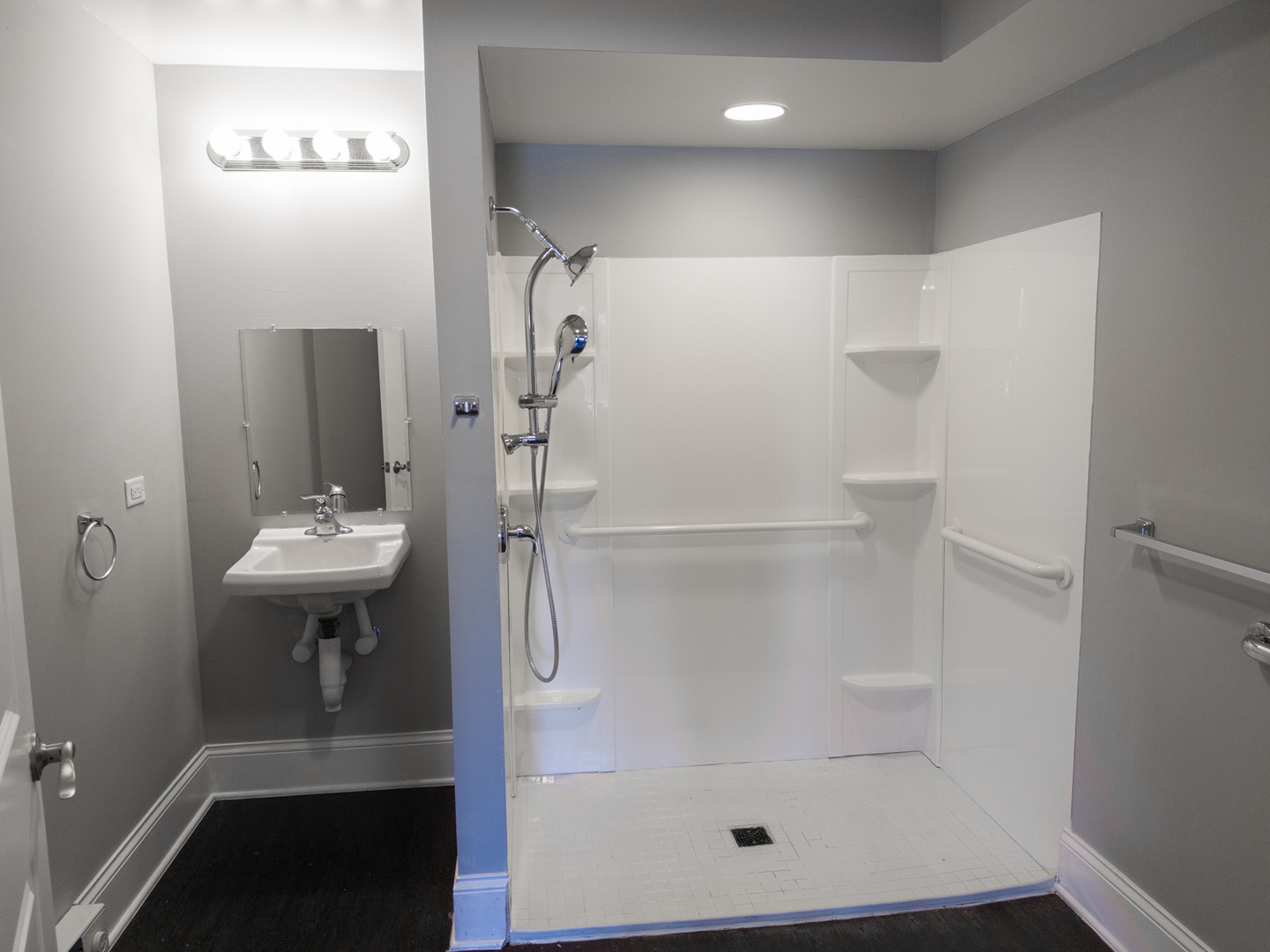 123 N Hickory Street #A, Joliet, IL 60435