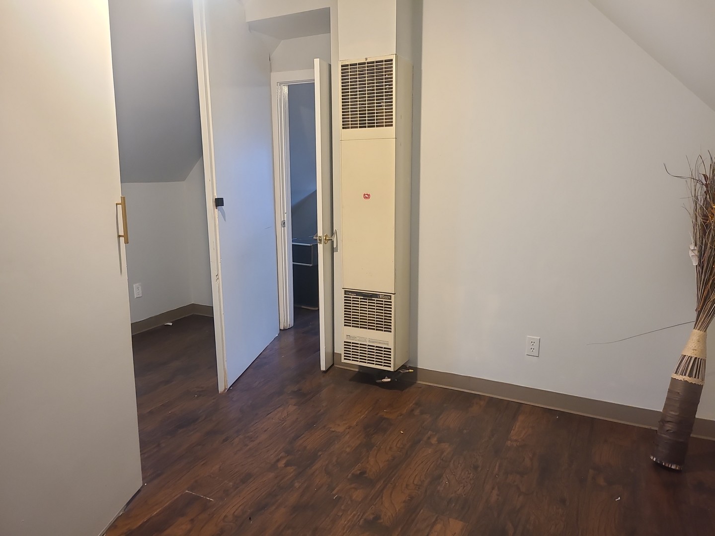 4135 N Bernard Street, Chicago, IL 60618