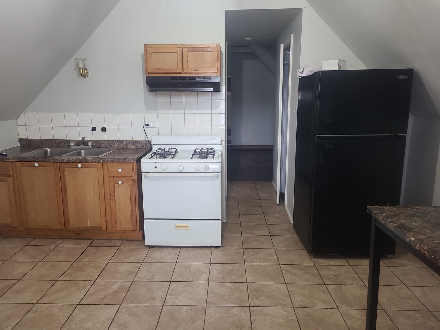 4135 N Bernard Street, Chicago, IL 60618