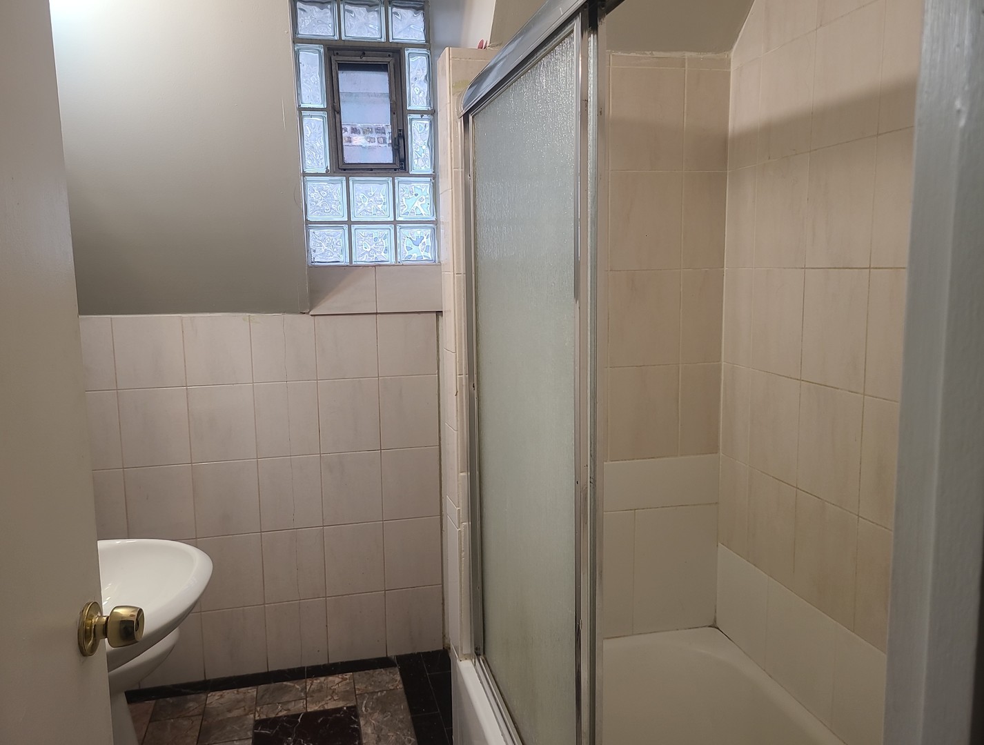 4135 N Bernard Street, Chicago, IL 60618